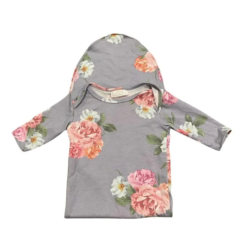 Toby and Company Baby Girl's Infant Gown - Size 0-3 months - Excellent!